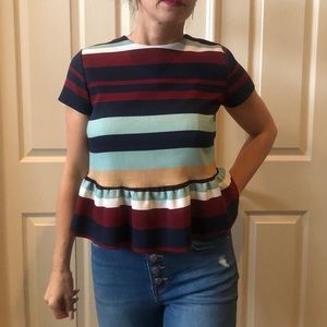 ❤️Cute and Classy Peplum Top!❤️